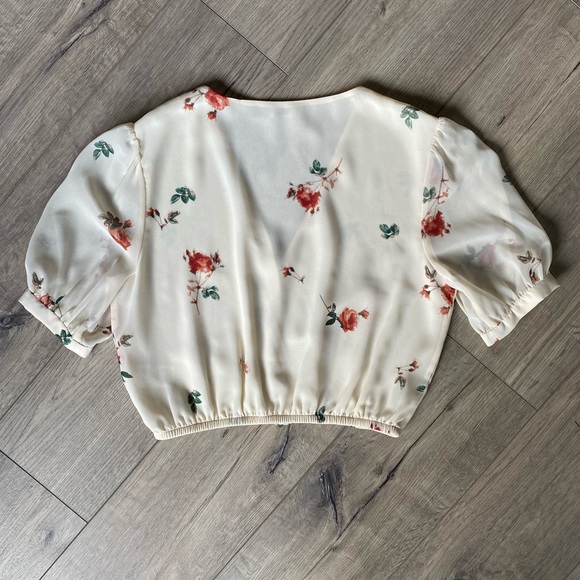 Aritzia Wilfred Sofiane Blouse (cream) - Picture 2 of 6